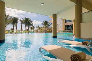 Oceanfront Two Bedroom Pool Swim-up Suite 