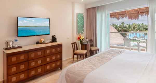 Accommodations - Isla Mujeres Palace Couples Only All Inclusive Resort